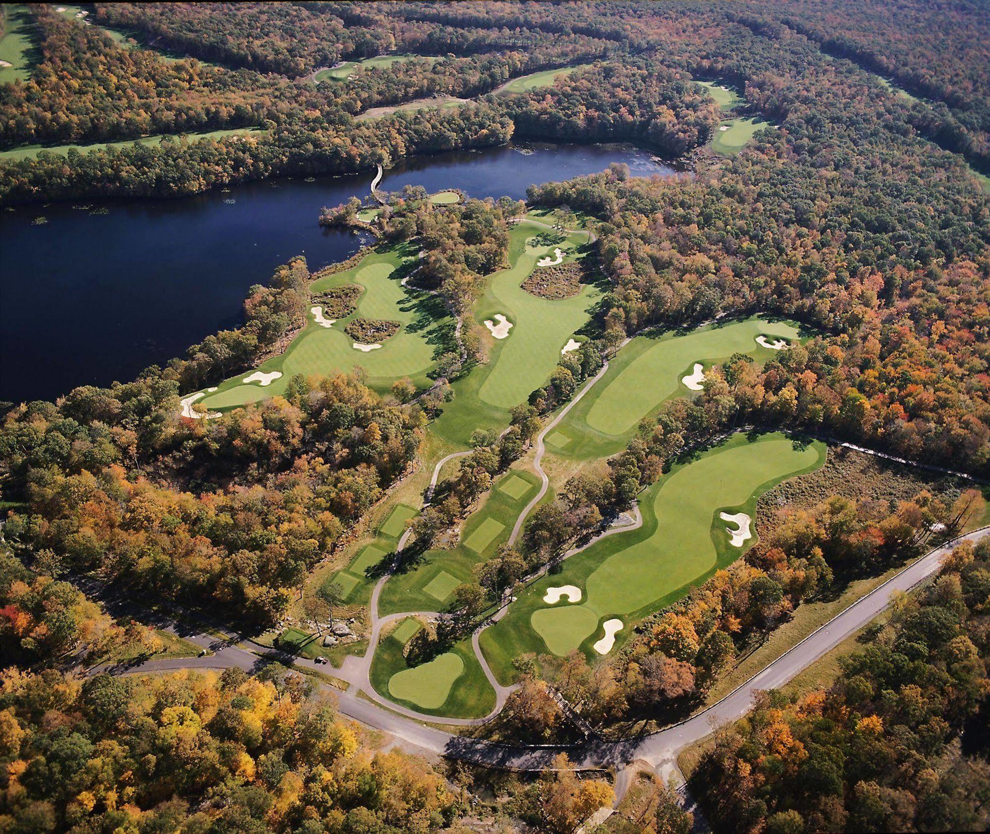 Two Trees Inn At Foxwoods Ledyard Center Esterno foto